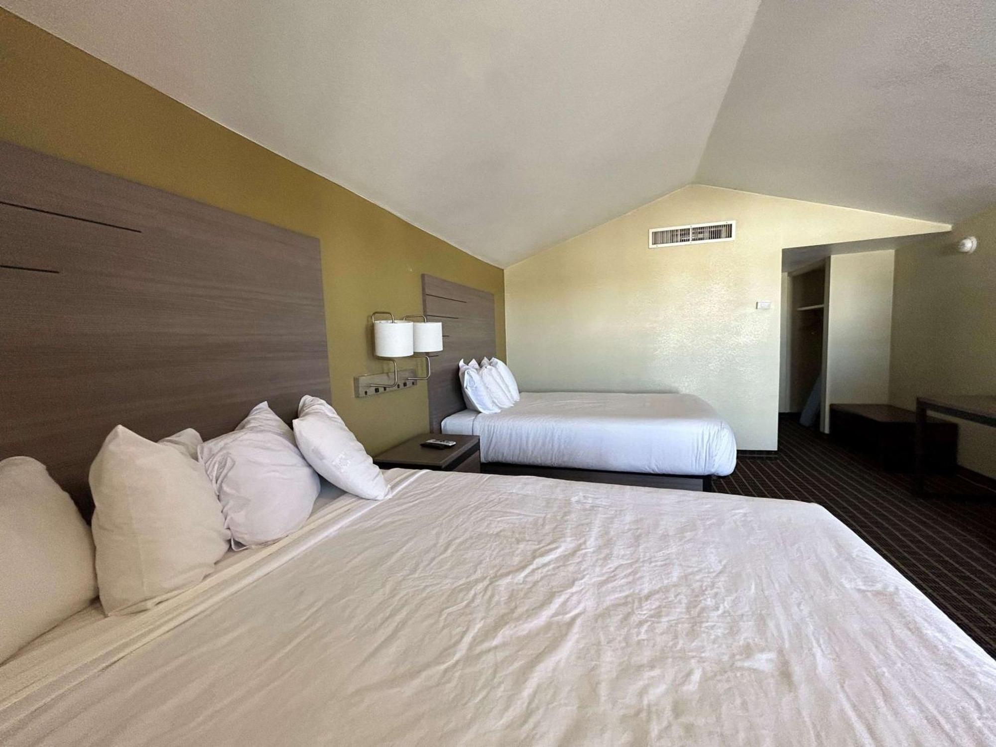 Surestay By Best Western Chambers Petrified Forest Exterior foto